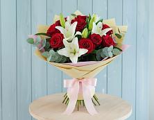 Букет цветов из:  Лилии и Розы #REPLACE_PRED# Новая Заимка