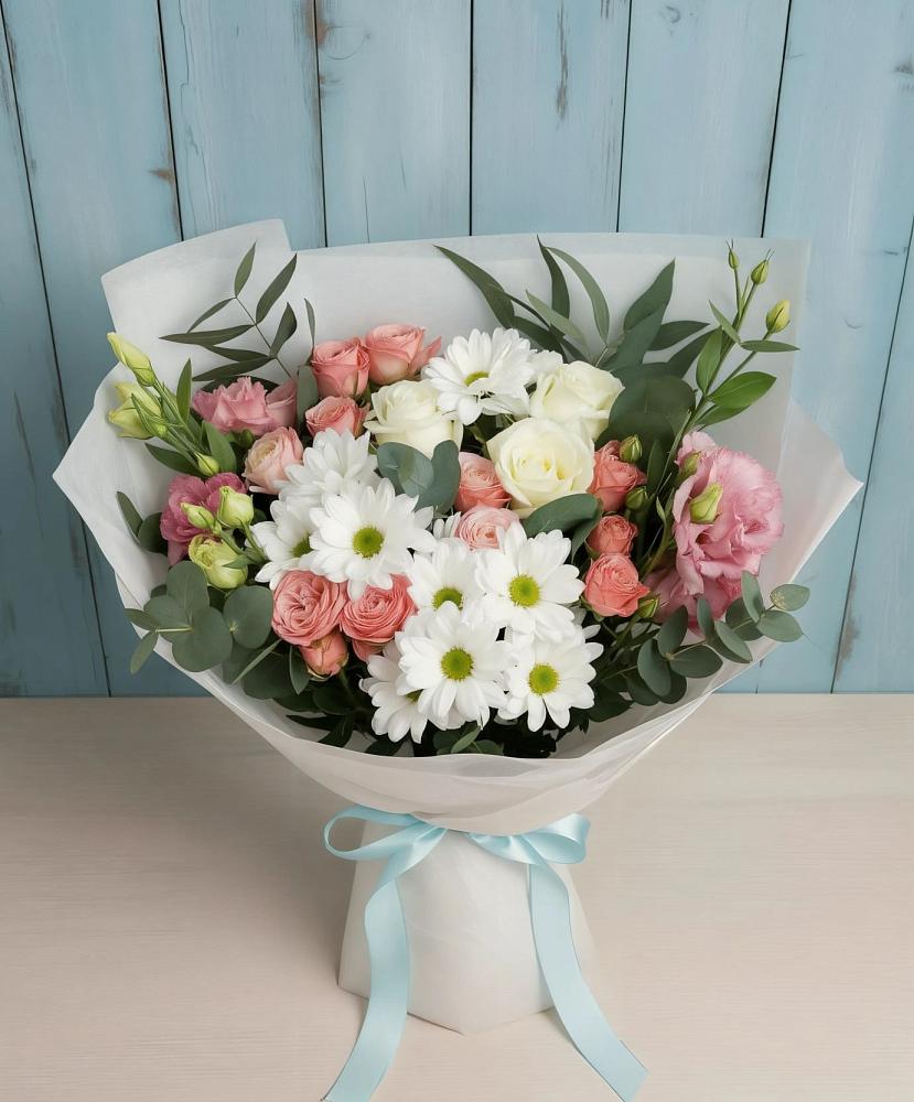 Букет цветов из: Розы, Лизиантусы и Хризантемы в Новая Заимка