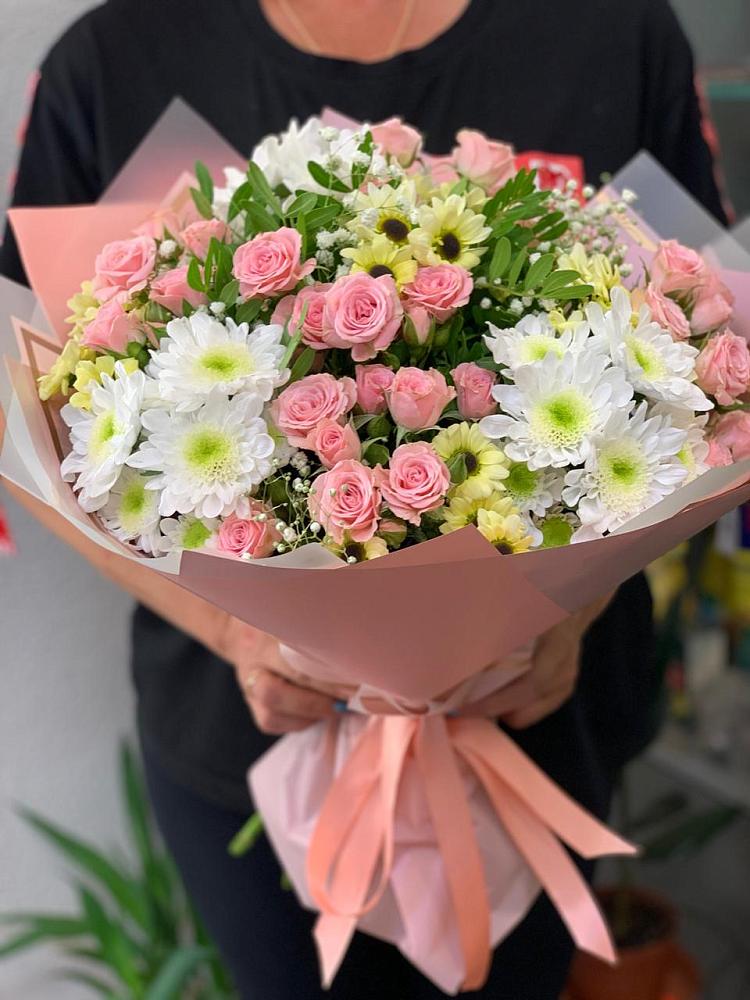 Букет цветов из: Розы и Хризантемы в Новая Заимка