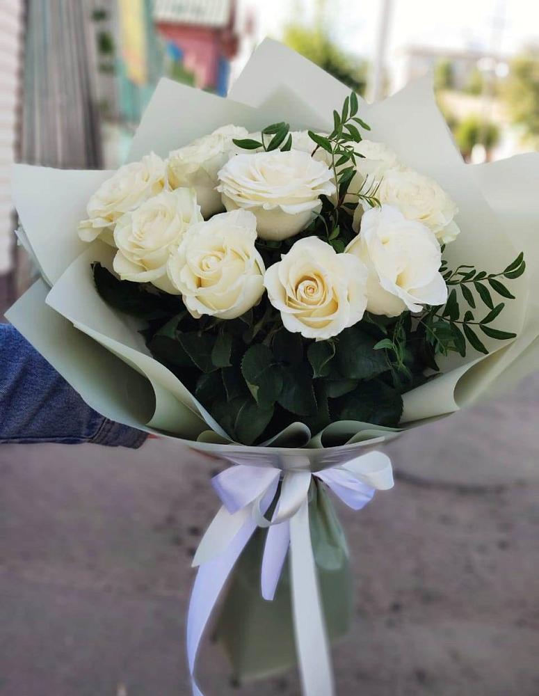 Букет Белые розы Проуд в Новая Заимка