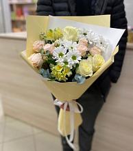 Букет цветов из:  Альстромерии, Розы и Хризантемы в Новая Заимка