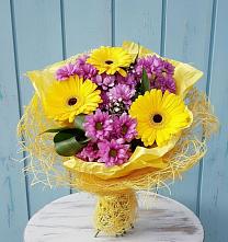 Букет цветов из:  Хризантемы и Герберы в Новая Заимка