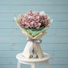 Букет цветов из:  Орхидеи и Розы в Новая Заимка