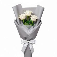 Букет 3 белые розы в Новая Заимка