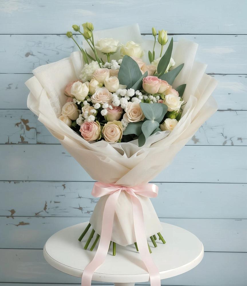 Букет цветов из: Розы и Лизиантусы в Новая Заимка