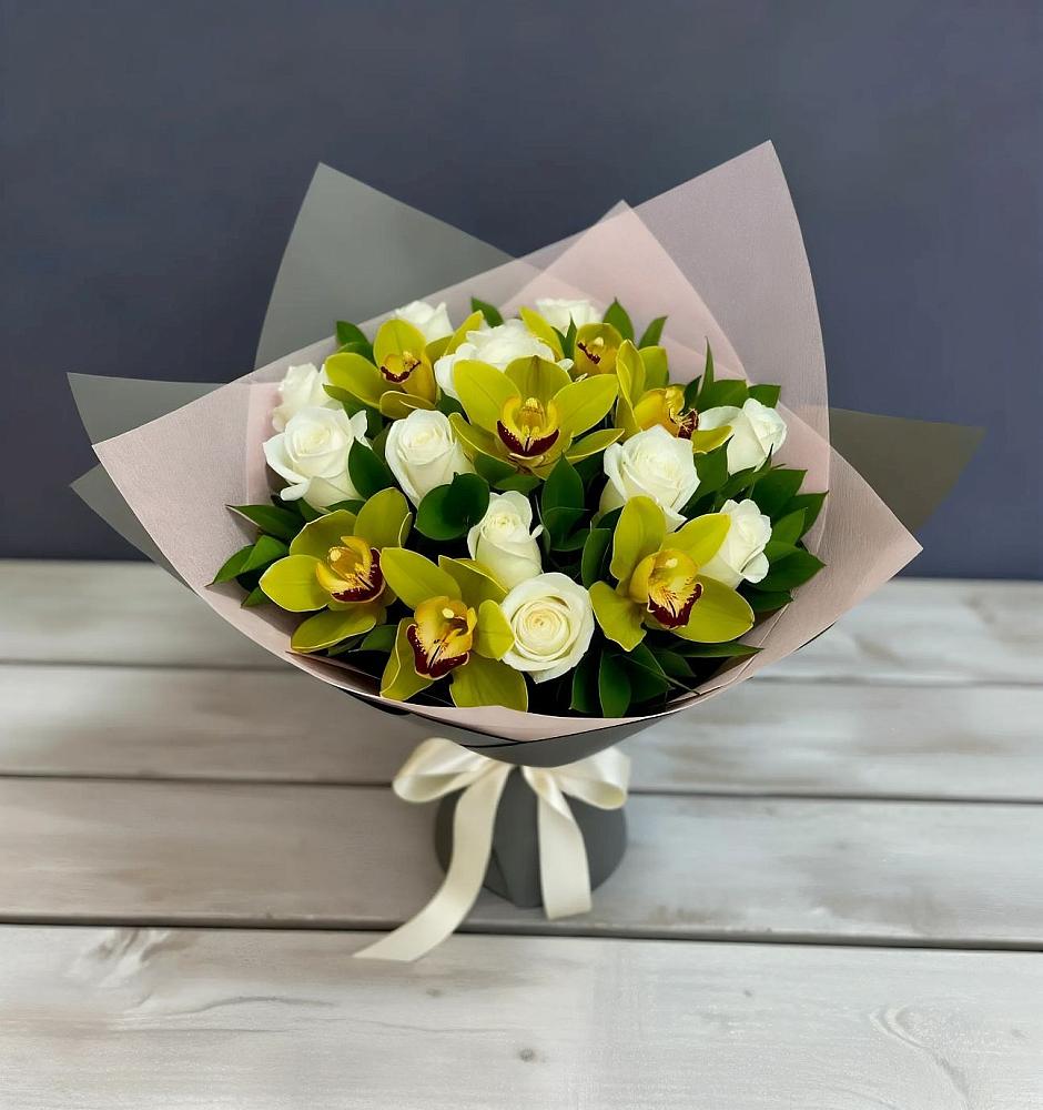 Букет цветов из: Орхидеи и Розы в Новая Заимка