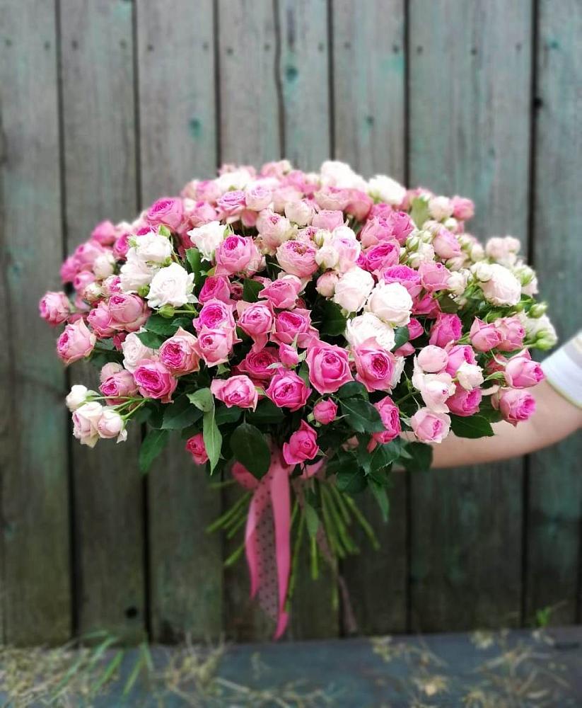 Букет Розовые кустовые розы Натали и Лав Лидия в Новая Заимка