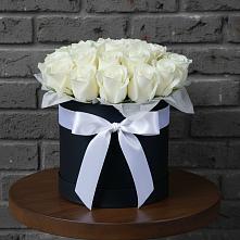 Цветочная композиция из Розы в шляпной коробке #REPLACE_PRED# Новая Заимка